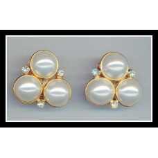 Clustered Pearl Triangle Earrings